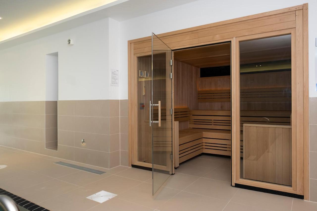 5 Middlecombe - Luxury Apartment At Byron Woolacombe, Only 4 Minute Walk To Woolacombe Beach! Экстерьер фото